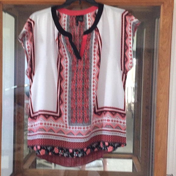 Meet your Posher, Cindy - Picture 3 of 6